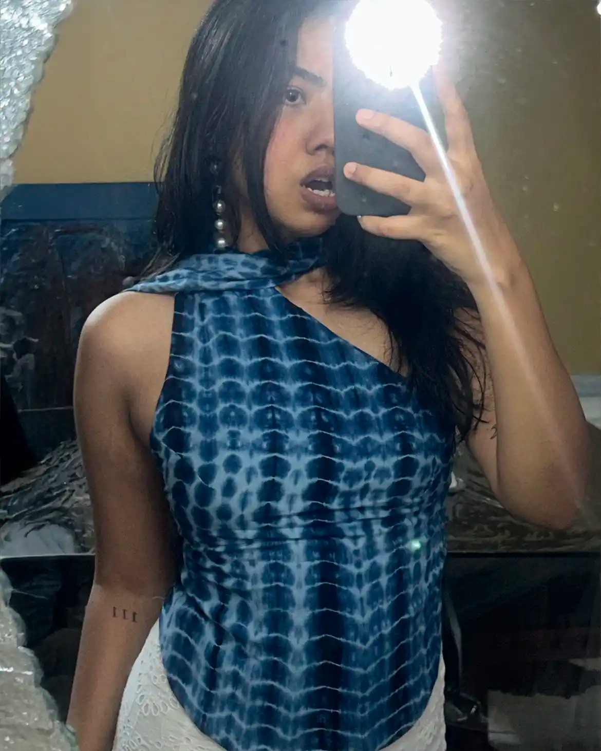 NIA BLUE Y2K TOP