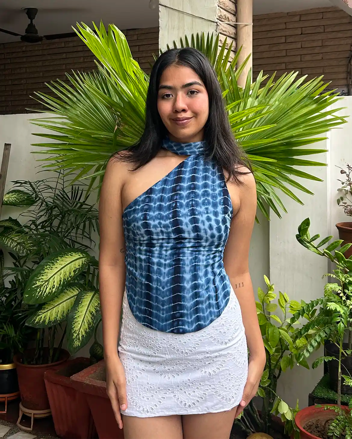 NIA BLUE Y2K TOP